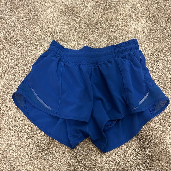 Blue Lululemon Hotty Hots - Picture 1 of 2